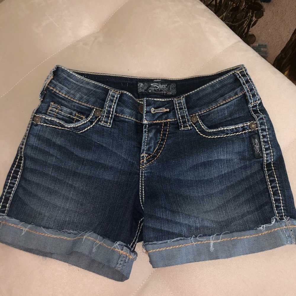 Silver brand jean shorts size 24